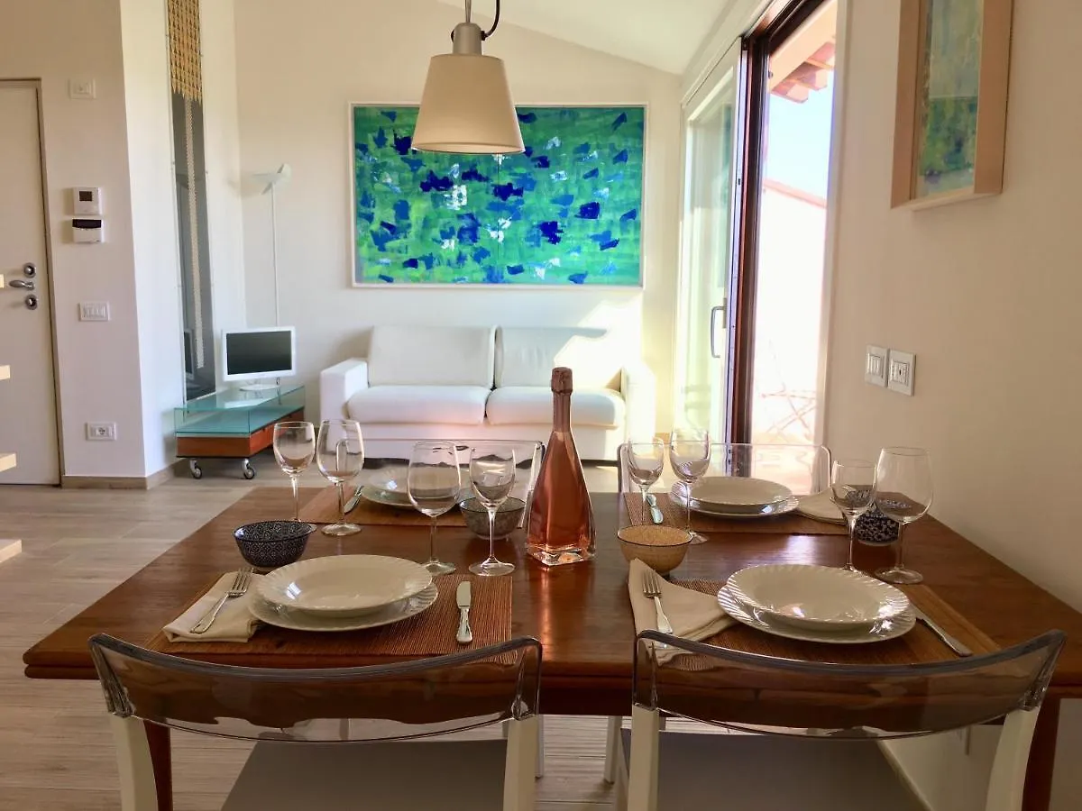 Barcuzzi Apartment